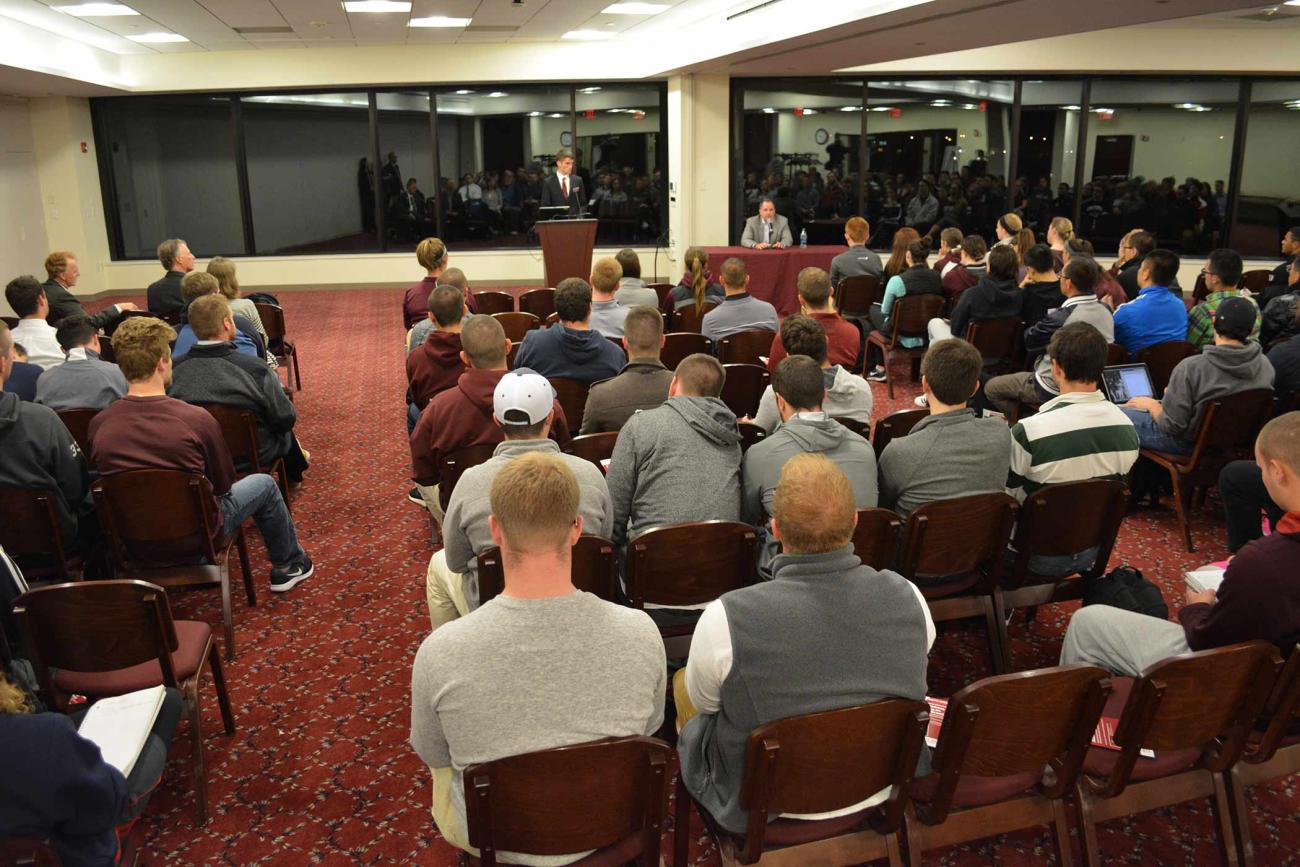 The Springfield College Athletic Administration Graduate Program will host its annual leadership series for the spring semester featuring opportunities for students within the National Junior College Athletic Association on Wednesday, March 4, at 7 p.m., in the Cleveland E. and Phyllis B. Dodge Room located in the Flynn Campus Union. The event is free and open to the public.