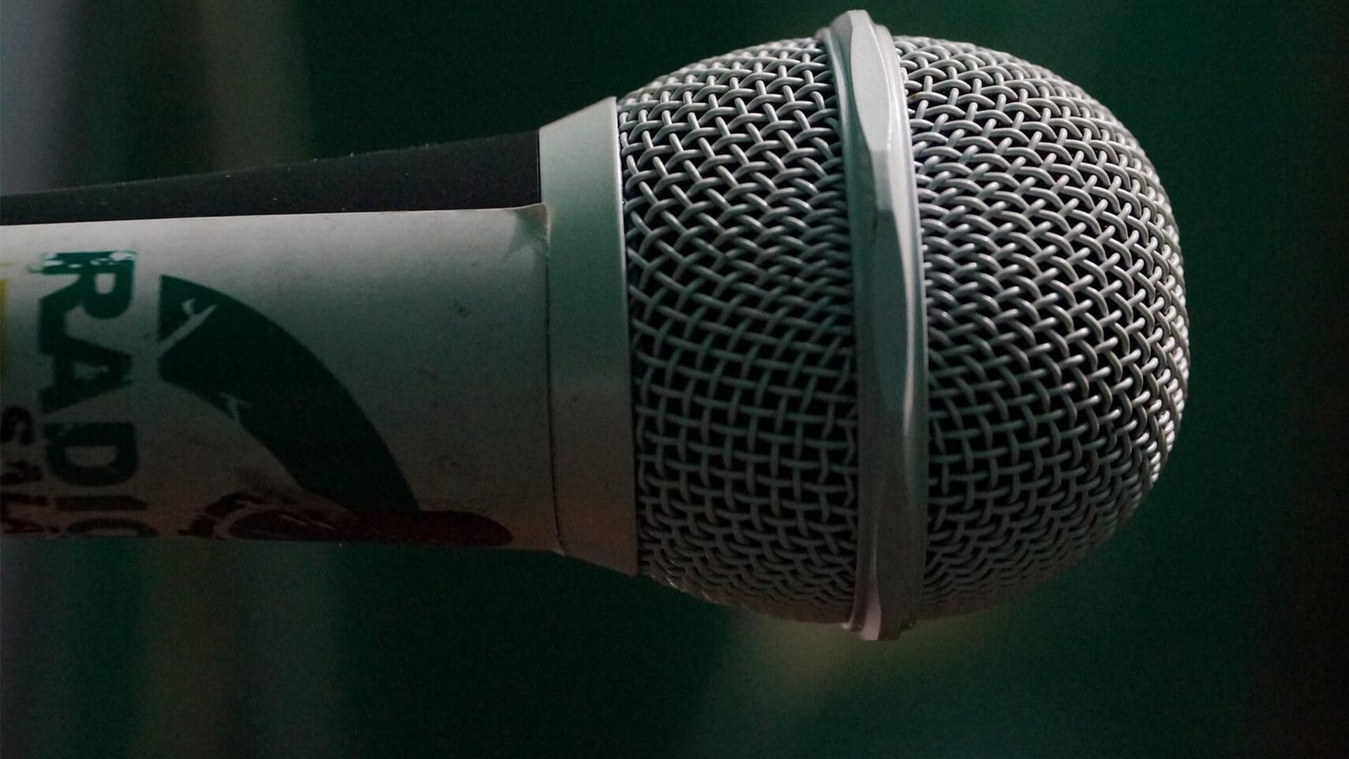 A microphone