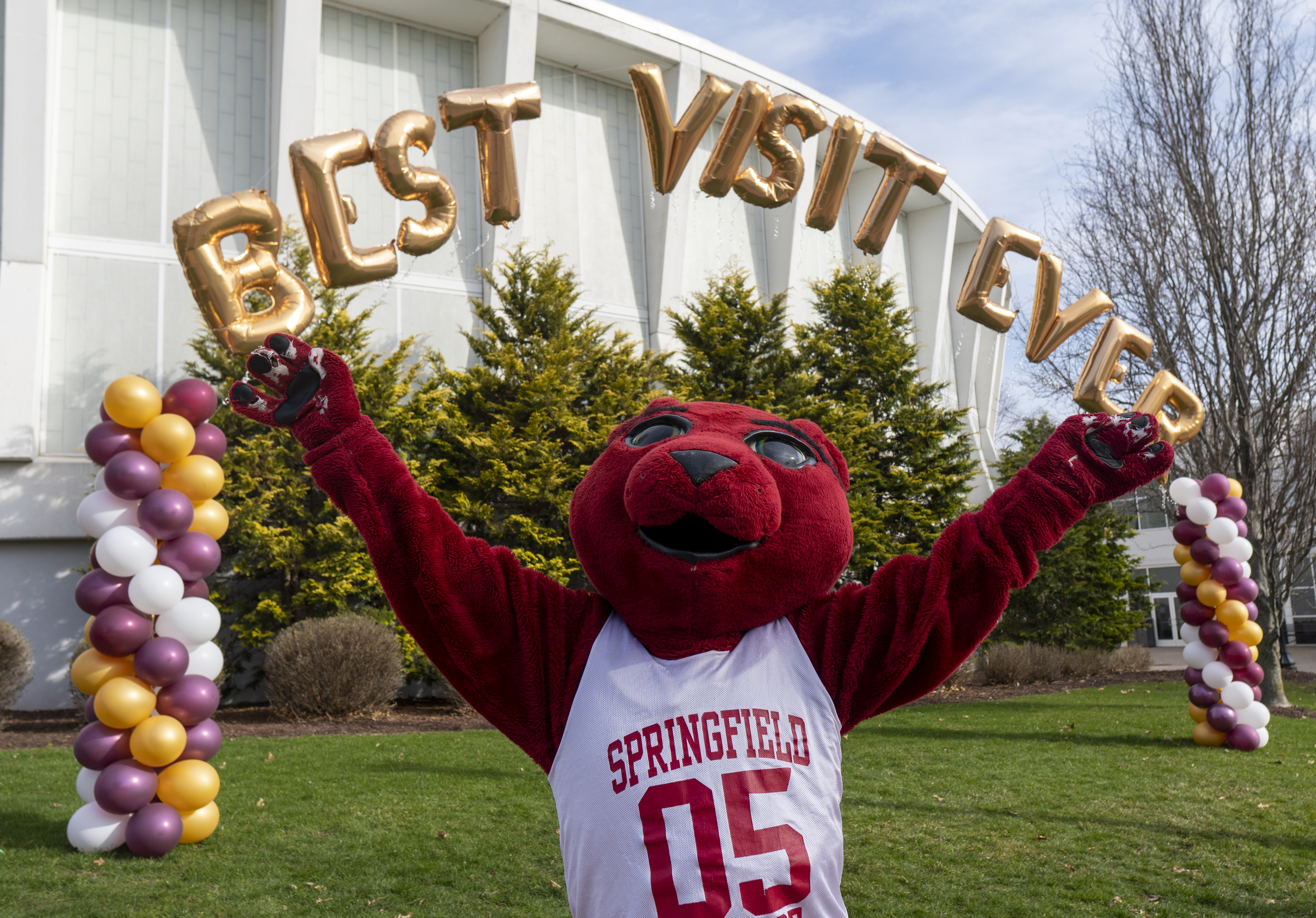 Springfield College - Tour welcomes students