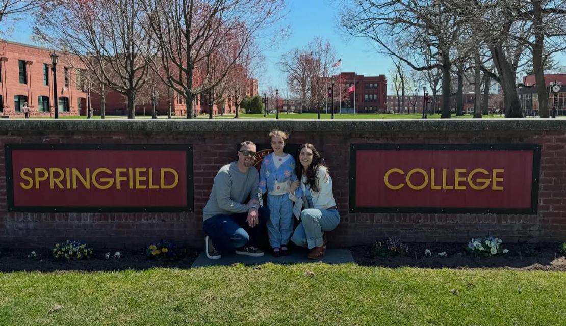 Melissa (Milich) O’Rourke ’15 with her family