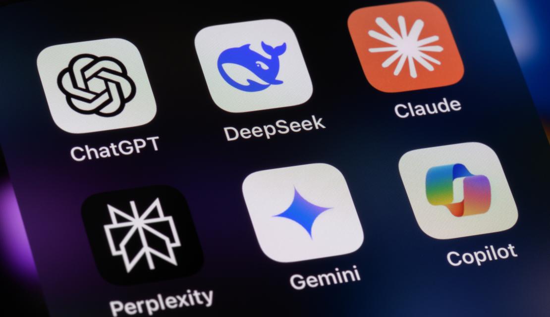 Artificial Intelligence AI Assistant Apps - ChatGPT, DeepSeek, Anthropic Claude, Perplexity, Google Gemini, Microsoft Copilot