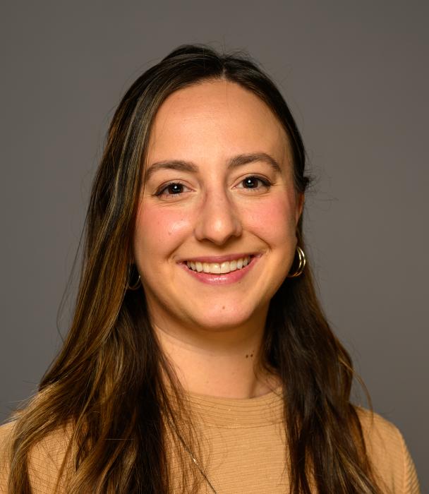 Head shot of Danielle Blair