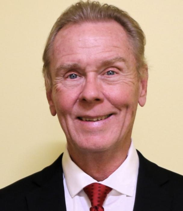 Michael Theulen head shot