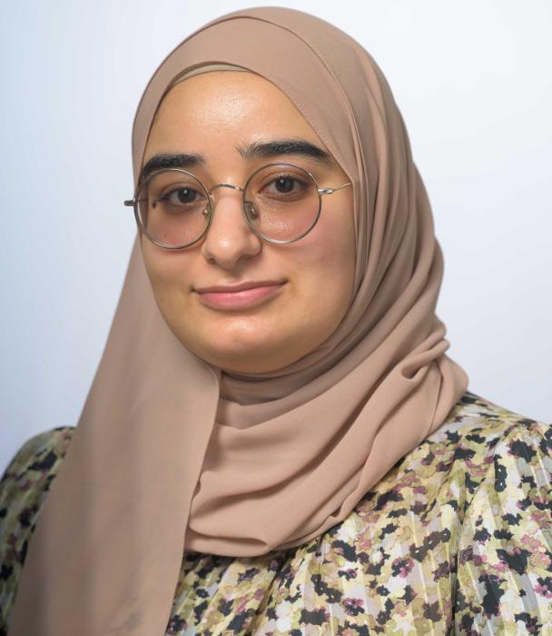 Sarah Hasan head shot