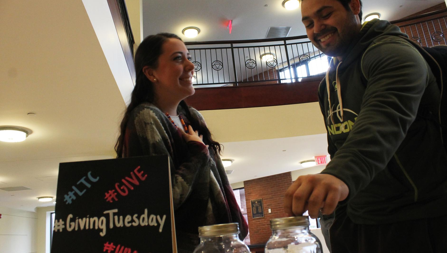 Springfield College students give back as part of #GivingTuesday 