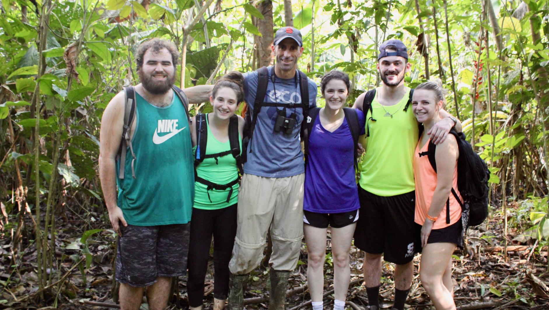 Group picture in Costa Rica