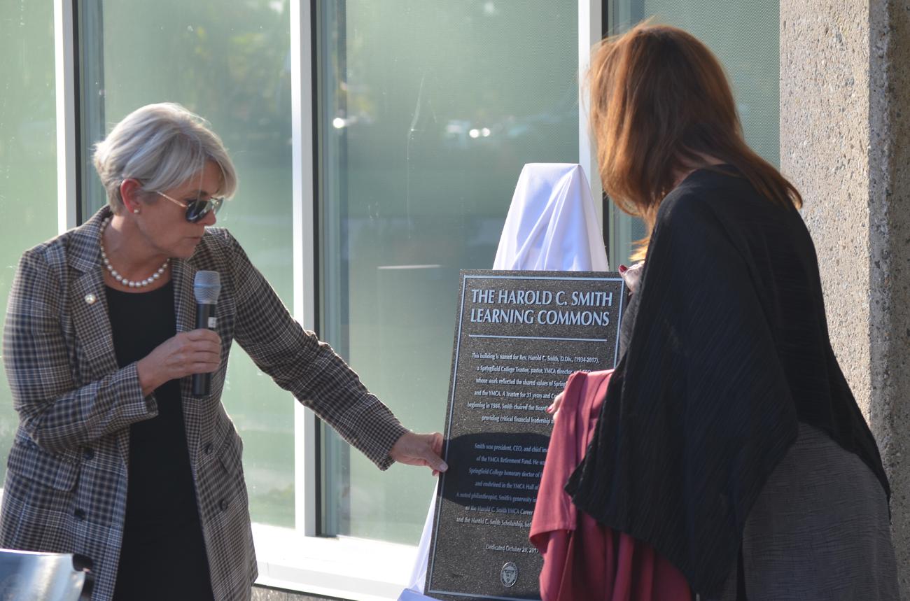 President Mary-Beth Cooper officially welcomes the campus community to the Harold C. Smith Learning Commons.