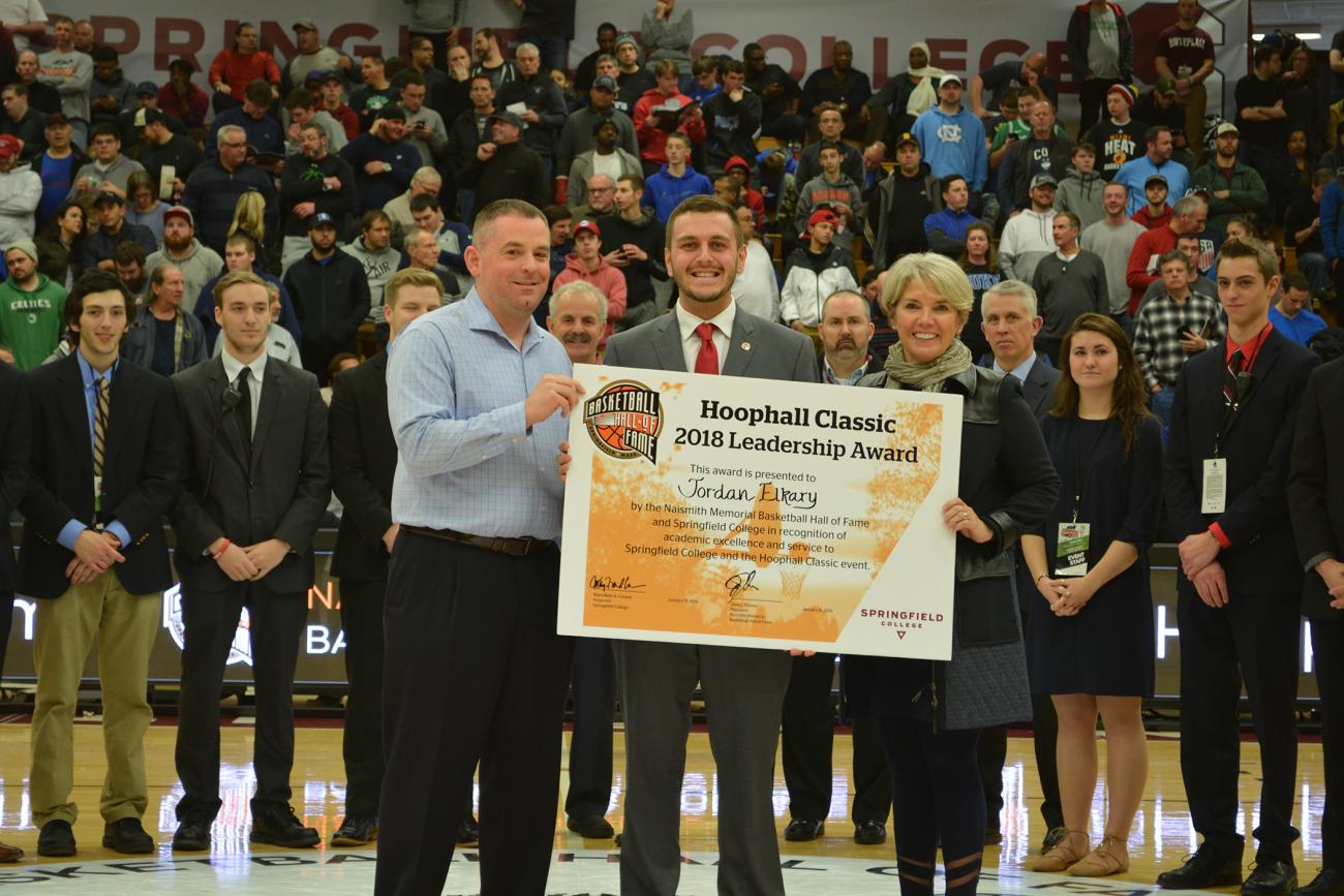 Springfield College and the Naismith Memorial Basketball Hall of Fame presented the sixth annual Hoophall Classic Leadership Award to Springfield College sport management student Jordan Elkary.