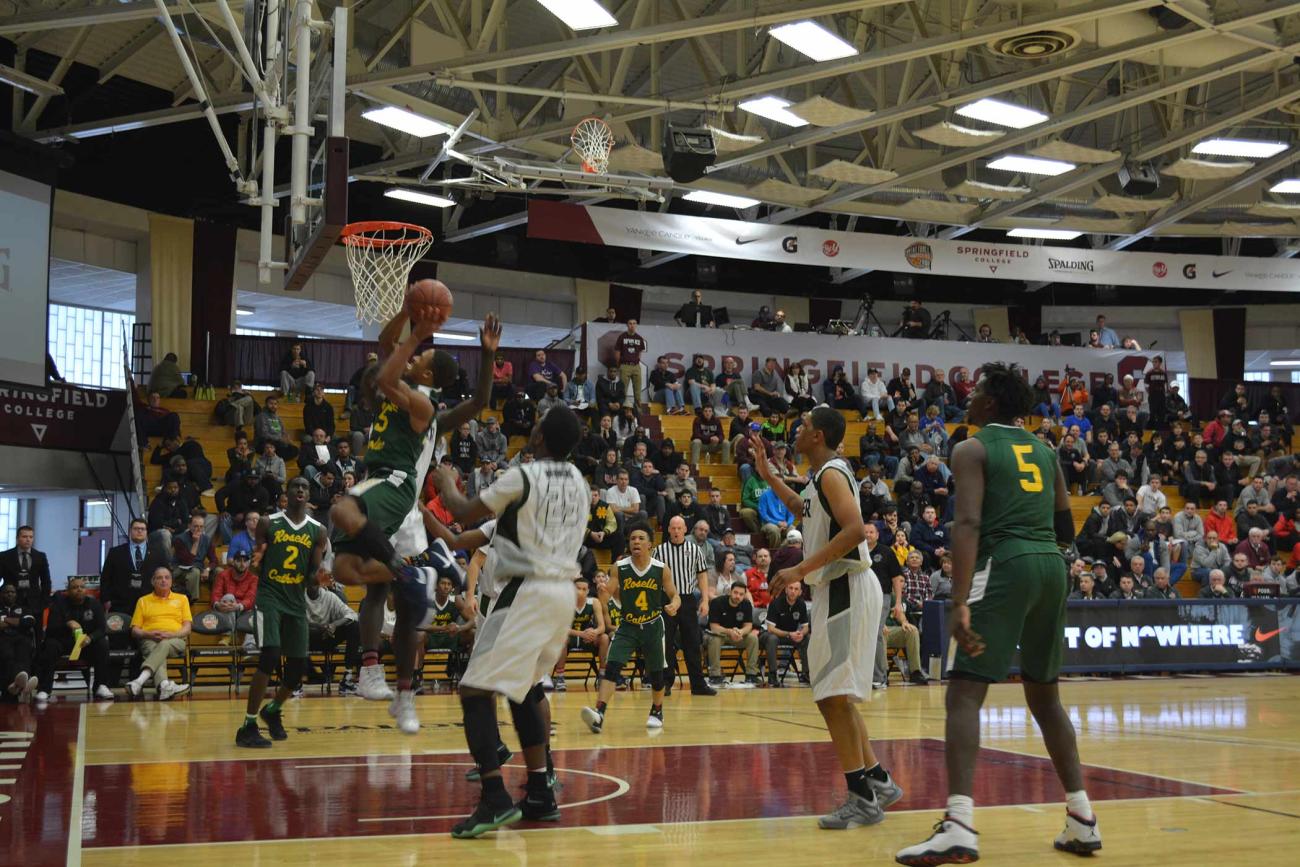 Springfield College is proud to once again host the Naismith Memorial Basketball Hall of Fame’s 2020 Spalding Hoophall Classic presented by Eastbay. 