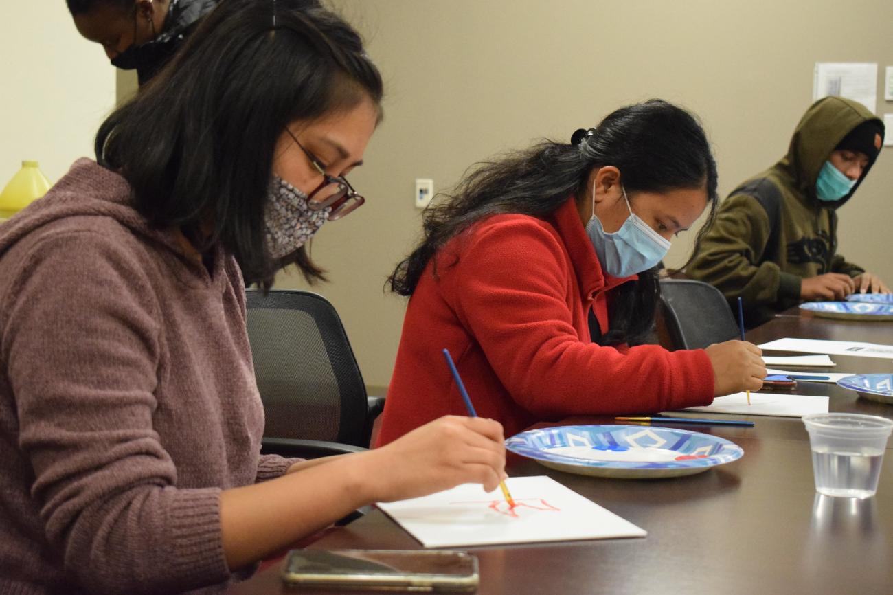 The week started on Monday, Nov. 15 with an International Paint Night hosted by the Springfield College International Student Organization (ISO). Attendees had the opportunity to relax and make a special painting that represents their international roots.