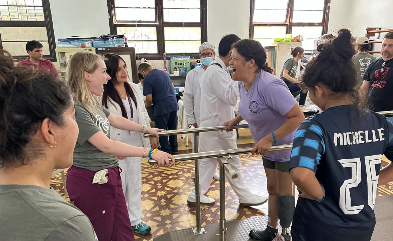 PT alumni service trip in Peru.