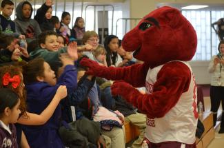 Springfield College Athletics and the Division of Inclusion and Community Engagement hosted more than 300 students representing three Springfield elementary schools during the Pride’s men’s basketball game on Wednesday, Jan. 10, at Blake Arena.