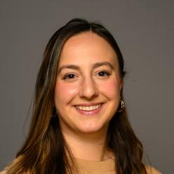 Head shot of Danielle Blair