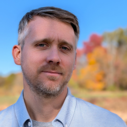 Head shot of Mark McCarthy