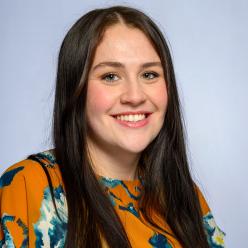 Trista Dearstyne head shot