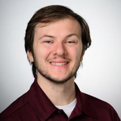 Ian Gracia head shot