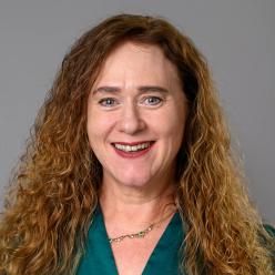 Laurie Wrona head shot