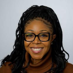 Sierra Holder head shot