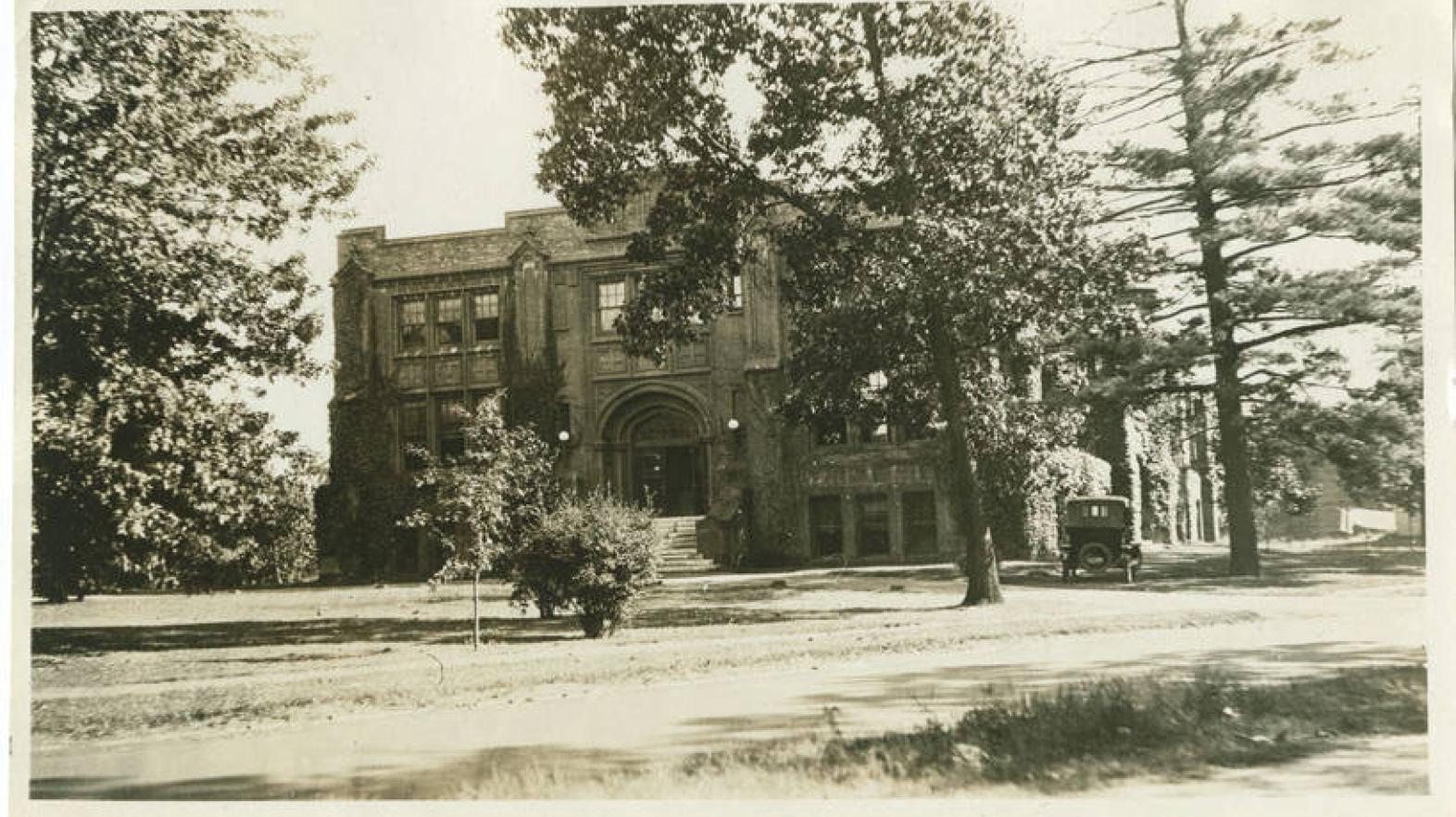 Marsh Memorial Library