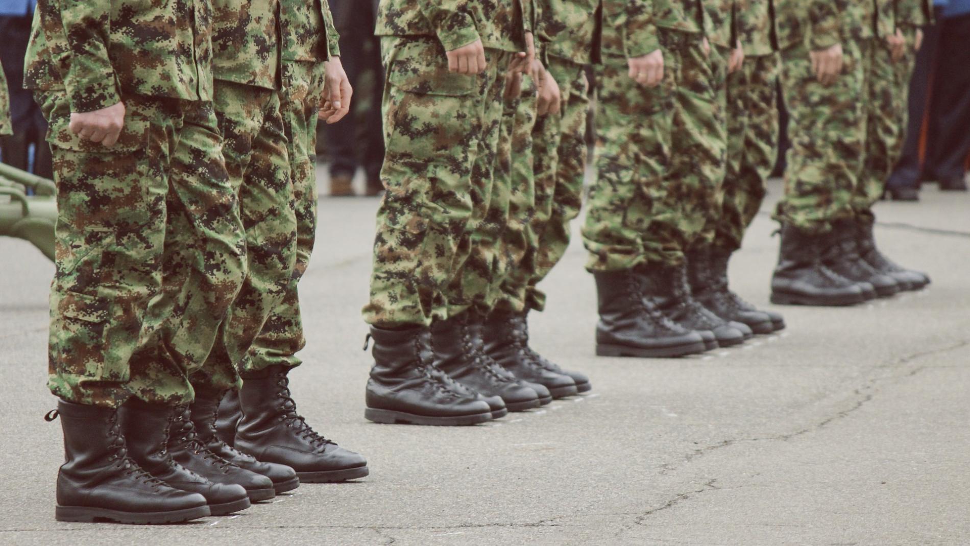 Soldiers feet in uniform. 
